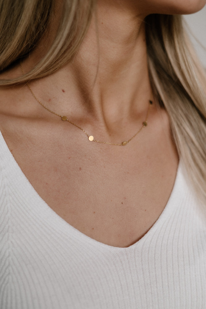 Magi Circle Necklace