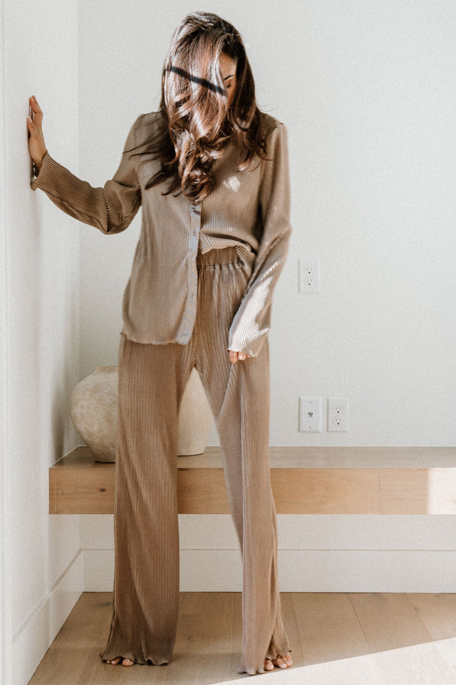 Dazzle Plisse Top