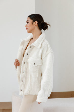 
            
                Load image into Gallery viewer, Lèa Sherpa Jacket
            
        