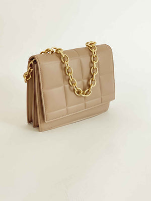 
            
                Load image into Gallery viewer, Camel Quilted Chain Purse
            
        